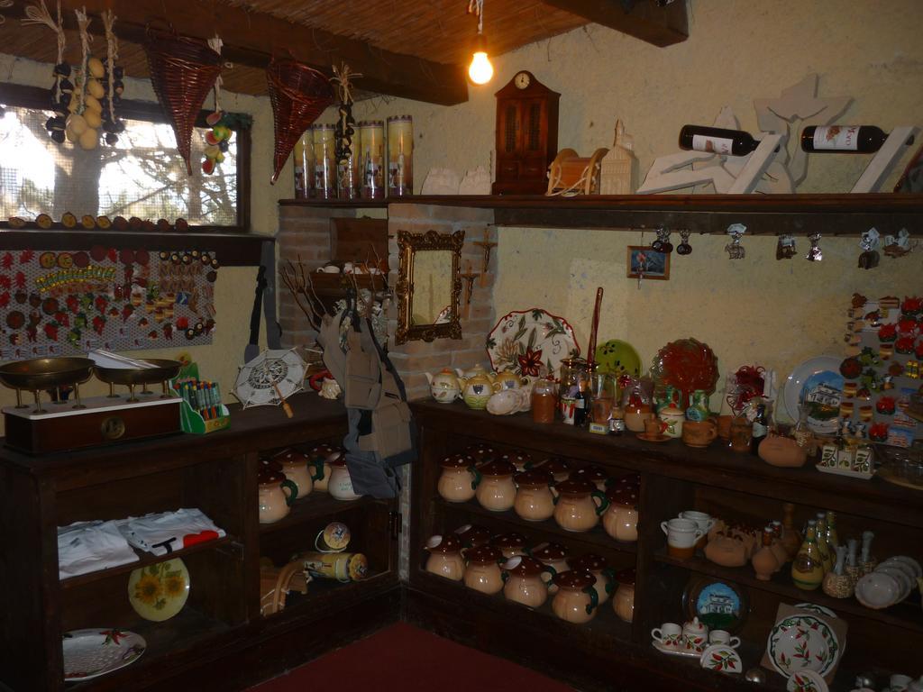 Agriturismo La Locanda Del Parco โมราโนคาลาโบร ภายนอก รูปภาพ