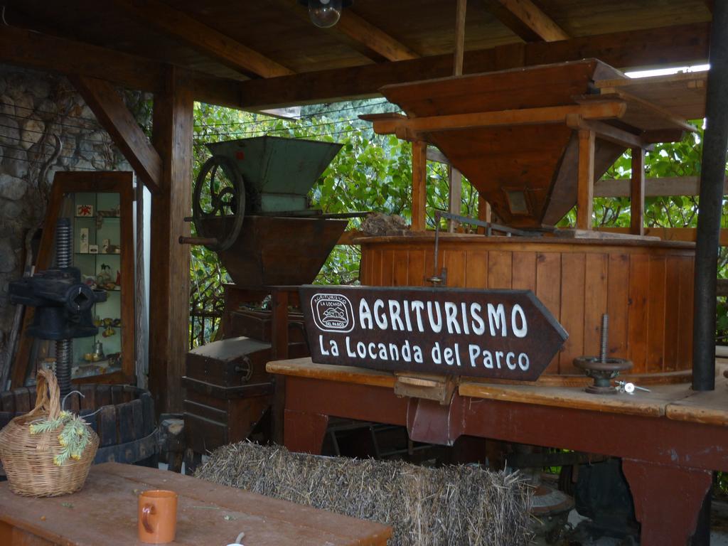 Agriturismo La Locanda Del Parco โมราโนคาลาโบร ภายนอก รูปภาพ